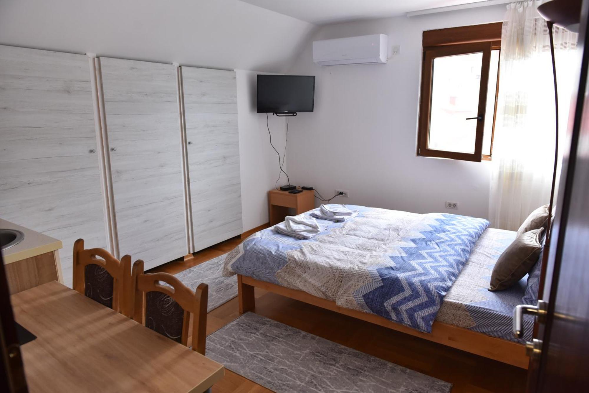 Apartments Ravno Plužine Pokoj fotografie